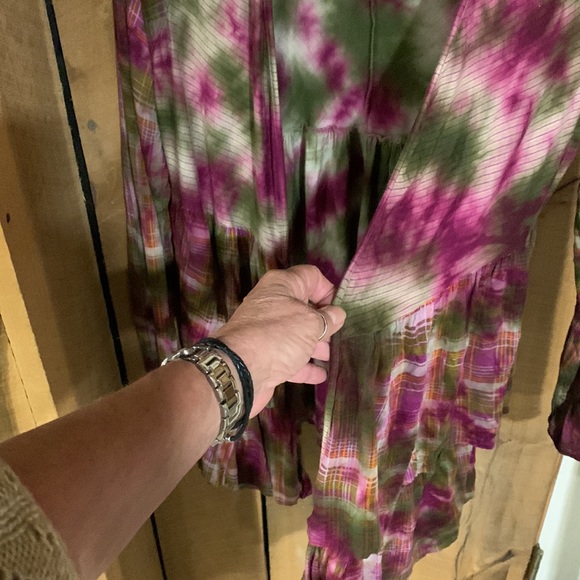 One World Open Front Top - Picture 3 of 6